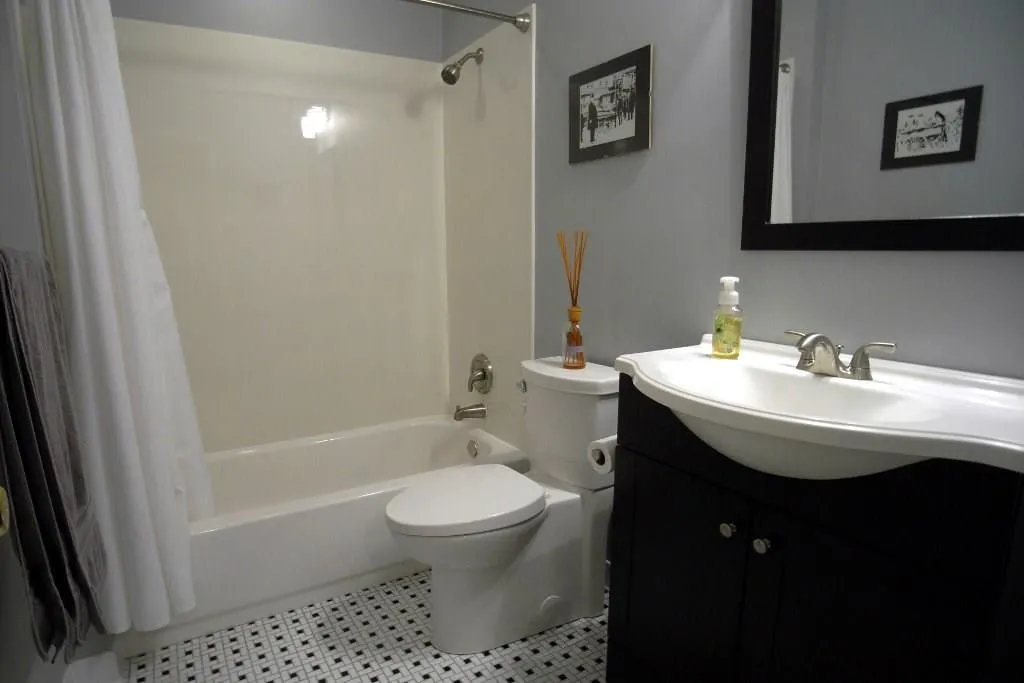 279 The South Chace Unit 279, Sandy Springs, Georgia 30328, 3 Bedrooms Bedrooms, ,2 BathroomsBathrooms,Residential,Sold,279 The South Chace Unit 279,5868039