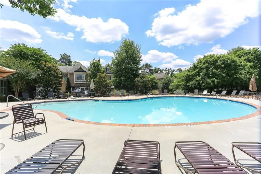 7720 Glisten Avenue Unit 295, Atlanta, Georgia 30328, 3 Bedrooms Bedrooms, ,2 BathroomsBathrooms,Residential,Sold,7720 Glisten Avenue Unit 295,6893023