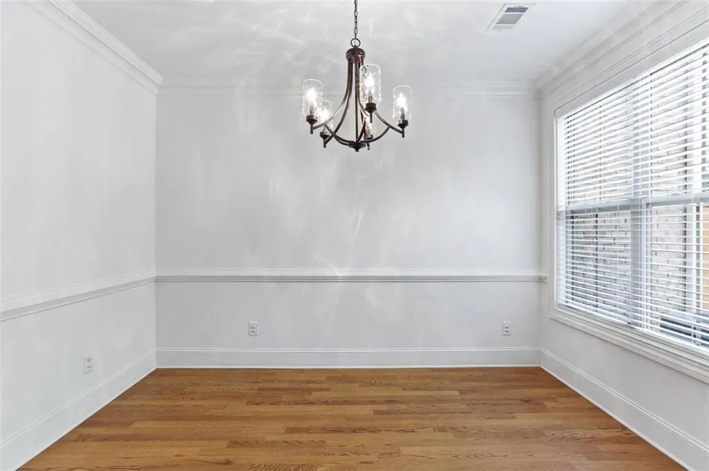 7720 Glisten Avenue Unit 295, Atlanta, Georgia 30328, 3 Bedrooms Bedrooms, ,2 BathroomsBathrooms,Residential,Sold,7720 Glisten Avenue Unit 295,6893023