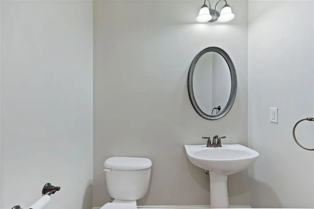 7720 Glisten Avenue Unit 295, Atlanta, Georgia 30328, 3 Bedrooms Bedrooms, ,2 BathroomsBathrooms,Residential,Sold,7720 Glisten Avenue Unit 295,6893023