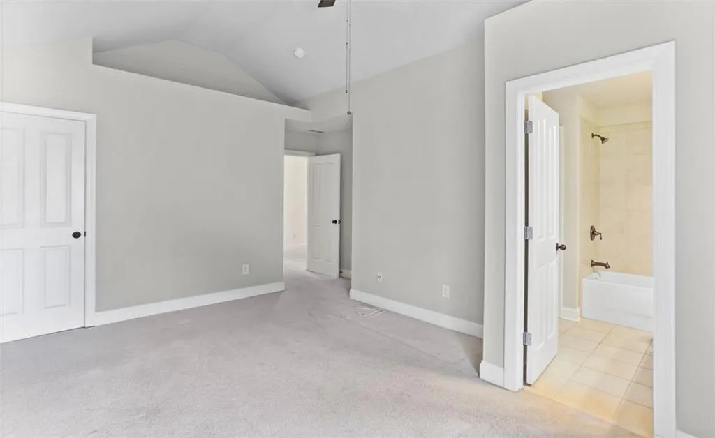 7720 Glisten Avenue Unit 295, Atlanta, Georgia 30328, 3 Bedrooms Bedrooms, ,2 BathroomsBathrooms,Residential,Sold,7720 Glisten Avenue Unit 295,6893023