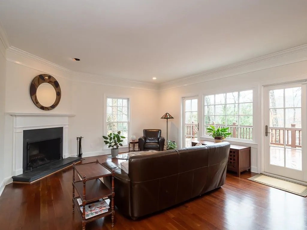 8070 Habersham Waters Road, Sandy Springs, Georgia 30350, 4 Bedrooms Bedrooms, ,5 BathroomsBathrooms,Residential,Sold,8070 Habersham Waters Road,6683444