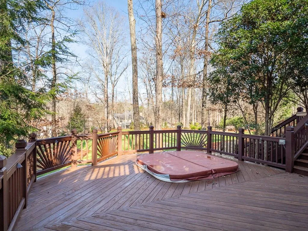 8070 Habersham Waters Road, Sandy Springs, Georgia 30350, 4 Bedrooms Bedrooms, ,5 BathroomsBathrooms,Residential,Sold,8070 Habersham Waters Road,6683444