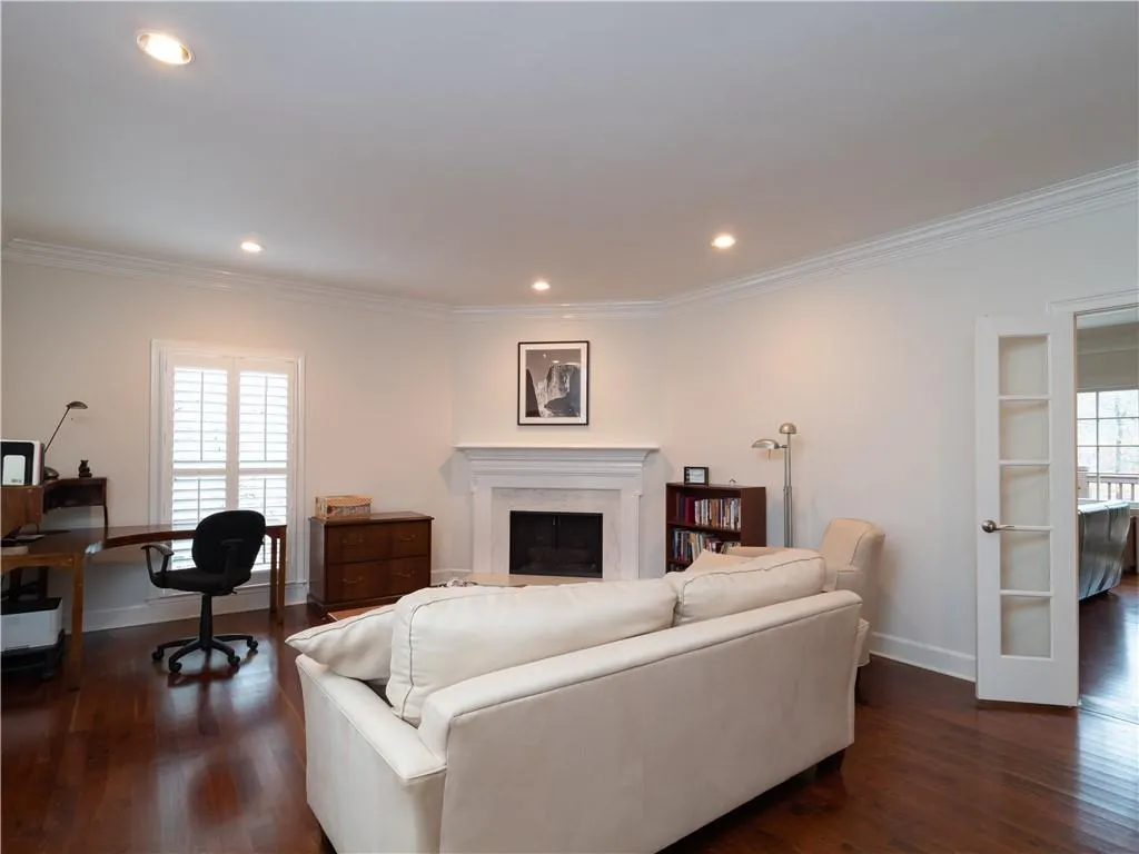 8070 Habersham Waters Road, Sandy Springs, Georgia 30350, 4 Bedrooms Bedrooms, ,5 BathroomsBathrooms,Residential,Sold,8070 Habersham Waters Road,6683444