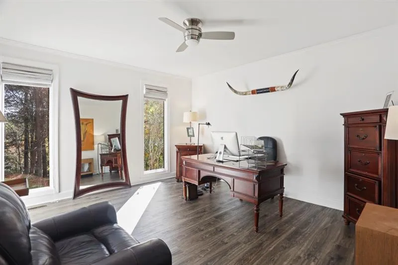 5500 Glen Errol Road, Atlanta, Georgia 30327, 5 Bedrooms Bedrooms, ,4 BathroomsBathrooms,Residential,Sold,5500 Glen Errol Road,6641137