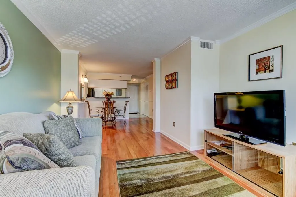 795 Hammond Drive Unit 406, Sandy Springs, Georgia 30328, 2 Bedrooms Bedrooms, ,1 BathroomBathrooms,Residential,Sold,795 Hammond Drive Unit 406,6040500