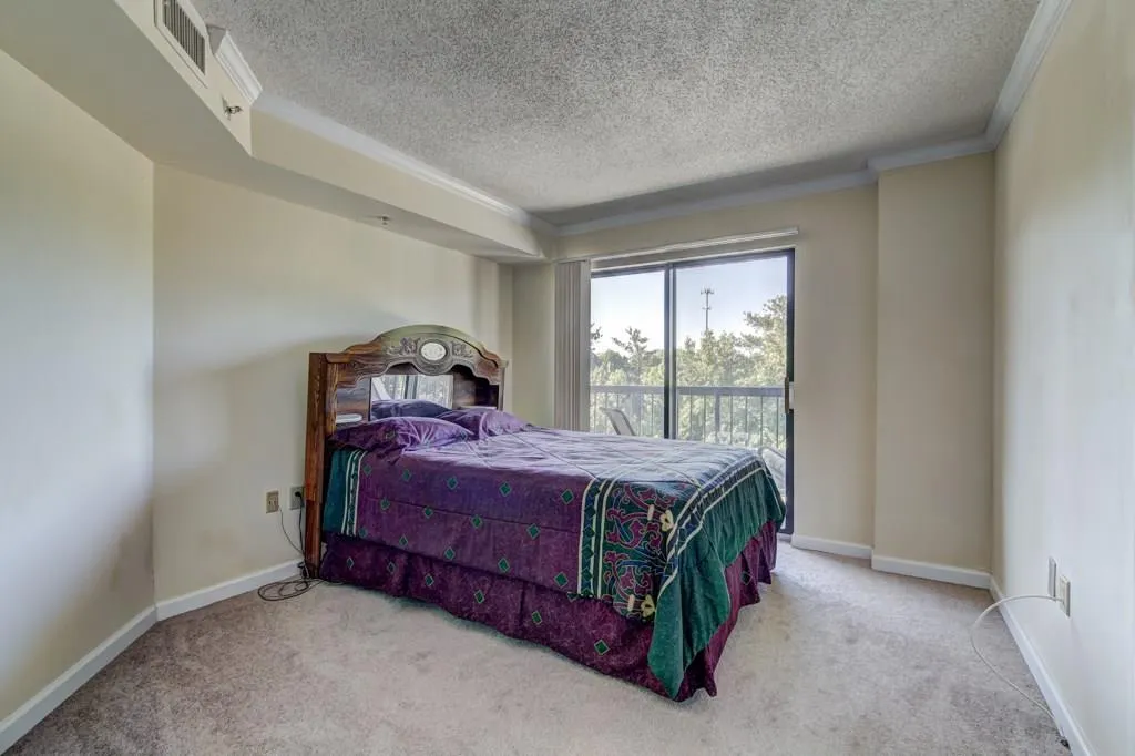 795 Hammond Drive Unit 406, Sandy Springs, Georgia 30328, 2 Bedrooms Bedrooms, ,1 BathroomBathrooms,Residential,Sold,795 Hammond Drive Unit 406,6040500