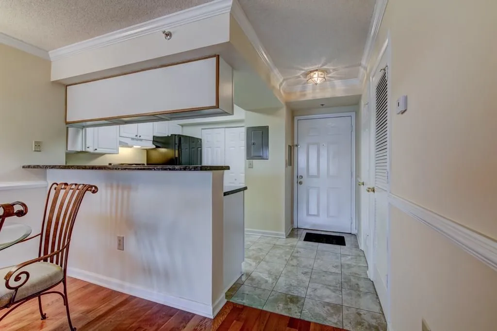 795 Hammond Drive Unit 406, Sandy Springs, Georgia 30328, 2 Bedrooms Bedrooms, ,1 BathroomBathrooms,Residential,Sold,795 Hammond Drive Unit 406,6040500