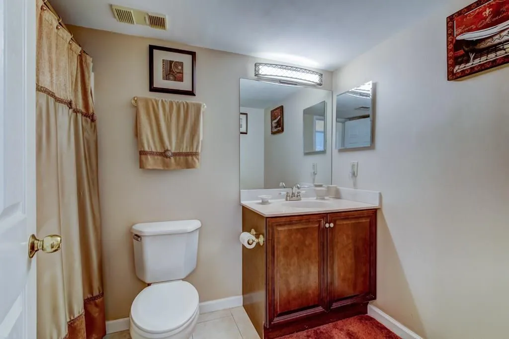 795 Hammond Drive Unit 406, Sandy Springs, Georgia 30328, 2 Bedrooms Bedrooms, ,1 BathroomBathrooms,Residential,Sold,795 Hammond Drive Unit 406,6040500
