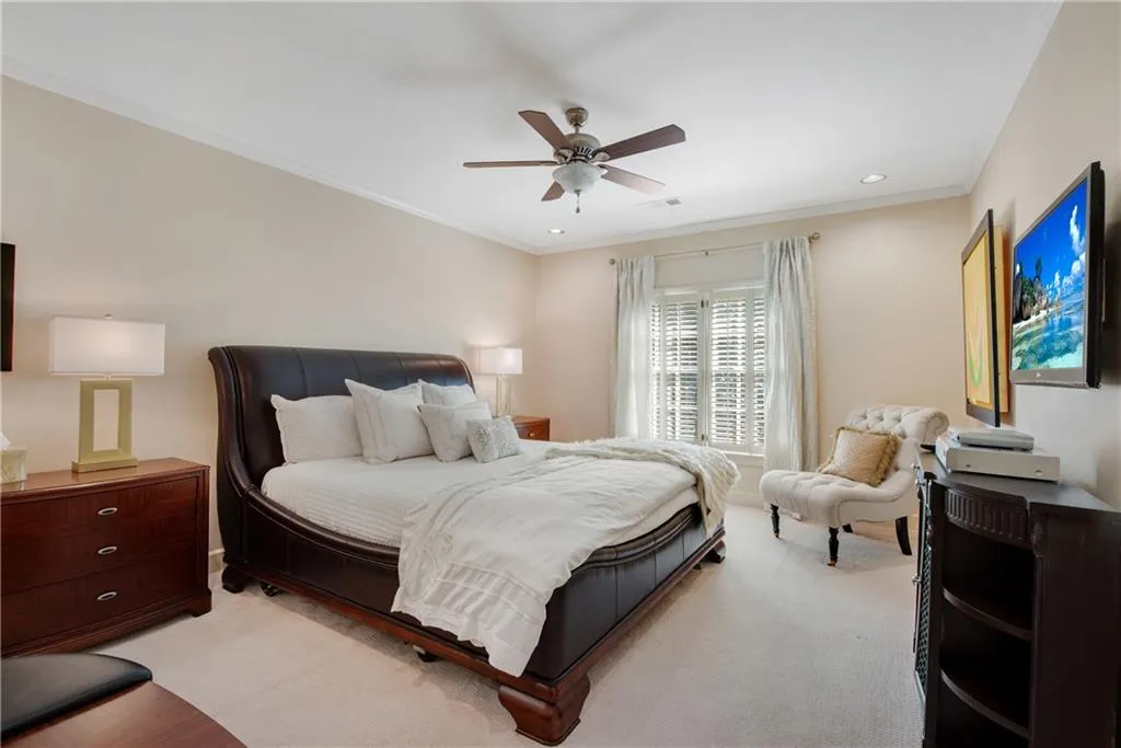 5950 Long Island Drive Nw, Atlanta, Georgia 30328, 5 Bedrooms Bedrooms, ,4 BathroomsBathrooms,Residential,For Sale,5950 Long Island Drive Nw,7655107