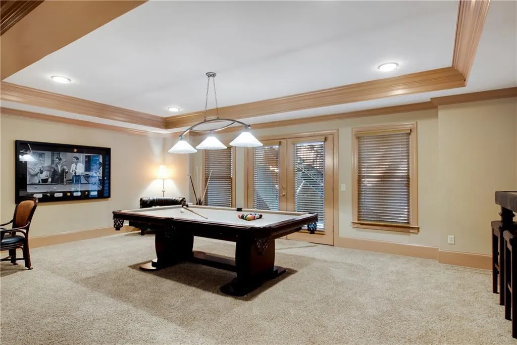5950 Long Island Drive Nw, Atlanta, Georgia 30328, 5 Bedrooms Bedrooms, ,4 BathroomsBathrooms,Residential,For Sale,5950 Long Island Drive Nw,7655107