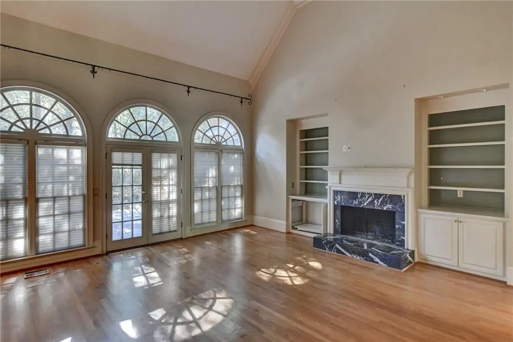 4475 Crestwicke Pointe, Atlanta, Georgia 30319, 5 Bedrooms Bedrooms, ,4 BathroomsBathrooms,Residential,Sold,4475 Crestwicke Pointe,6963545