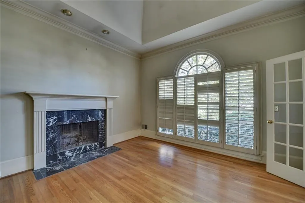 4475 Crestwicke Pointe, Atlanta, Georgia 30319, 5 Bedrooms Bedrooms, ,4 BathroomsBathrooms,Residential,Sold,4475 Crestwicke Pointe,6963545