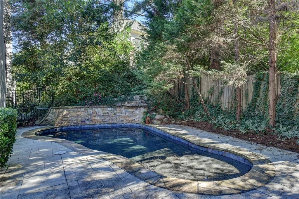 4475 Crestwicke Pointe, Atlanta, Georgia 30319, 5 Bedrooms Bedrooms, ,4 BathroomsBathrooms,Residential,Sold,4475 Crestwicke Pointe,6963545