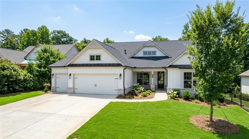 615 Highgrove Circle, Canton, Georgia 30115