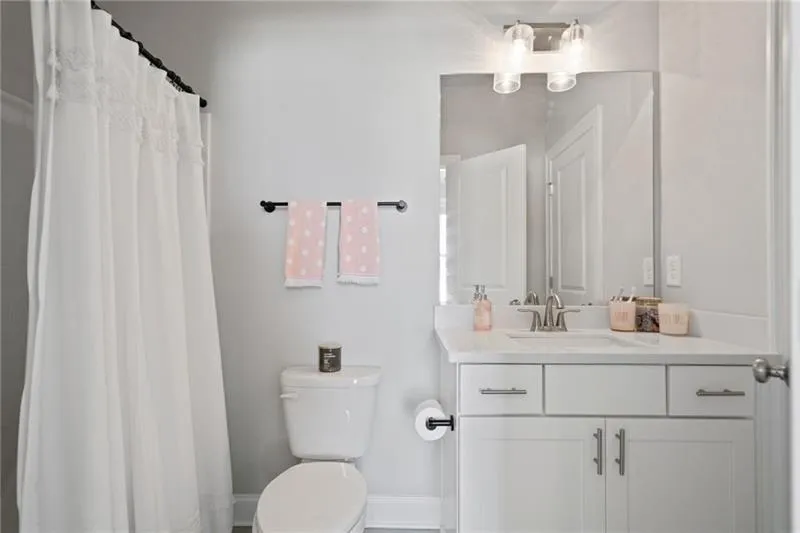 1815 La Dawn Lane Nw, Atlanta, Georgia 30318, 3 Bedrooms Bedrooms, ,3 BathroomsBathrooms,Residential,For Sale,1815 La Dawn Lane Nw,7643952