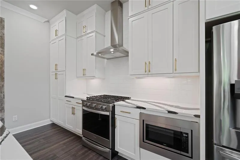 1815 La Dawn Lane Nw, Atlanta, Georgia 30318, 3 Bedrooms Bedrooms, ,3 BathroomsBathrooms,Residential,For Sale,1815 La Dawn Lane Nw,7643952