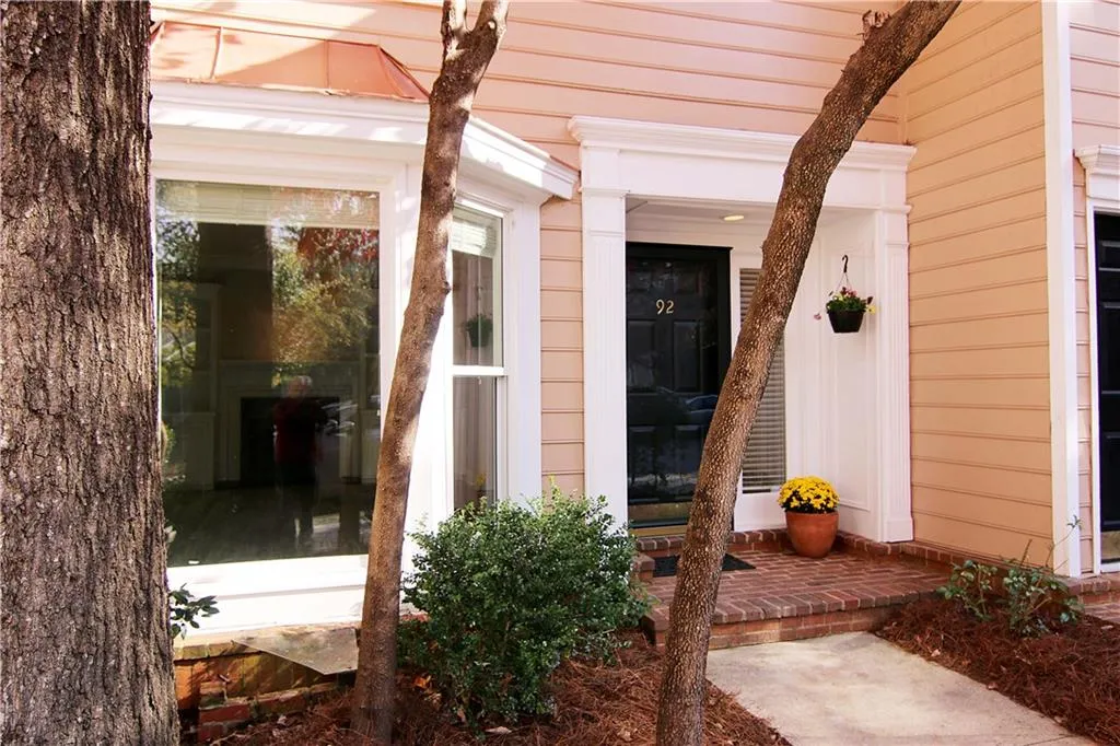 7500 Roswell Road Unit 92, Sandy Springs, Georgia 30350, 2 Bedrooms Bedrooms, ,2 BathroomsBathrooms,Residential,Sold,7500 Roswell Road Unit 92,6100589