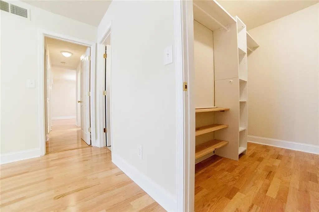 6851 Roswell Road Ne Unit F6, Atlanta, Georgia 30328, 2 Bedrooms Bedrooms, ,2 BathroomsBathrooms,Residential,Sold,6851 Roswell Road Ne Unit F6,5629856 6851 Roswell Road Ne Unit F6, Atlanta, Georgia 30328, 2 Bedrooms Bedrooms, ,2 BathroomsBathrooms,Residential,Sold,6851 Roswell Road Ne Unit F6,5629856