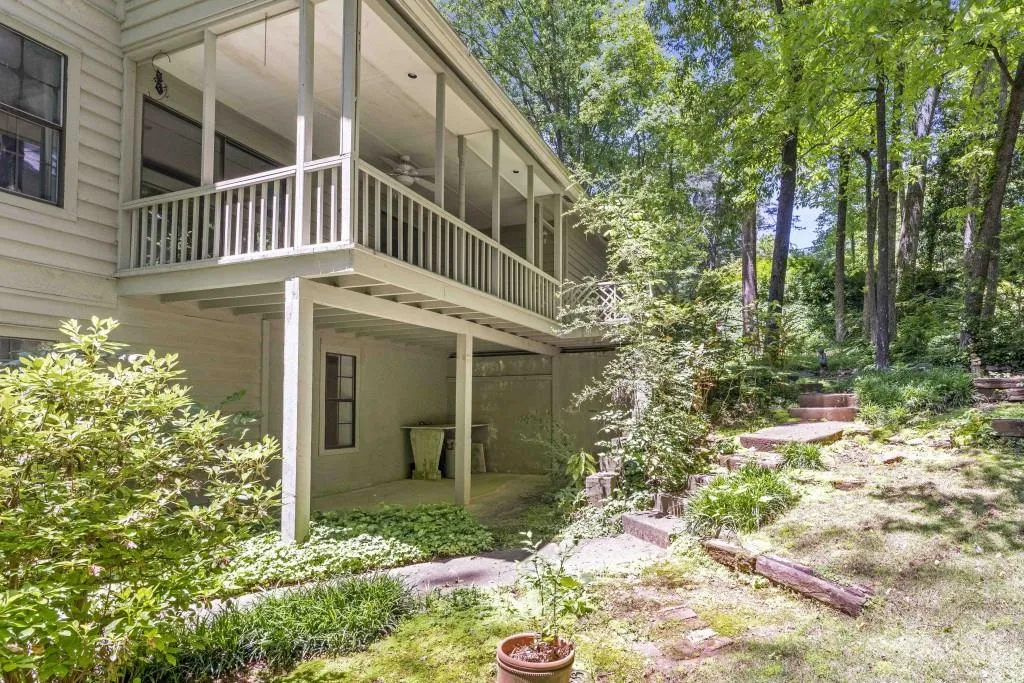 64 River Park Drive, Sandy Springs, Georgia 30328, 4 Bedrooms Bedrooms, ,3 BathroomsBathrooms,Residential,Sold,64 River Park Drive,6859890