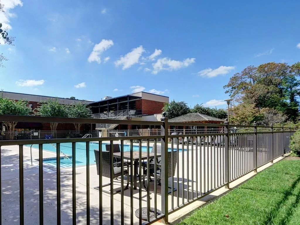 300 Johnson Ferry Road Unit B504, Atlanta, Georgia 30328, 1 Bedroom Bedrooms, ,1 BathroomBathrooms,Residential,Sold,300 Johnson Ferry Road Unit B504,5920359