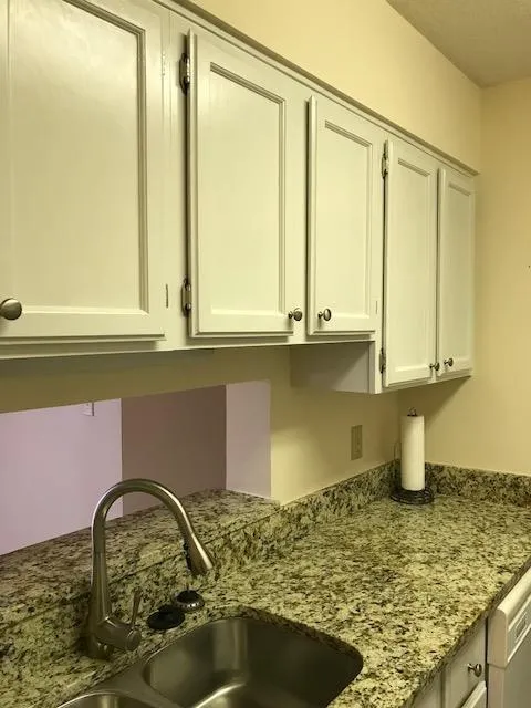 300 Johnson Ferry Road Unit B504, Atlanta, Georgia 30328, 1 Bedroom Bedrooms, ,1 BathroomBathrooms,Residential,Sold,300 Johnson Ferry Road Unit B504,5920359