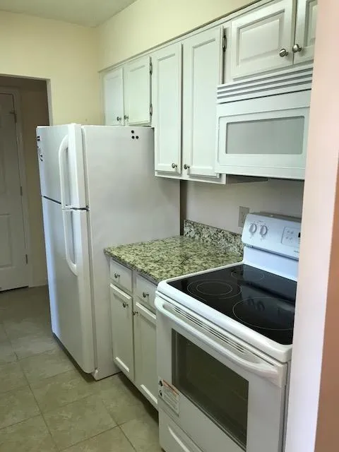 300 Johnson Ferry Road Unit B504, Atlanta, Georgia 30328, 1 Bedroom Bedrooms, ,1 BathroomBathrooms,Residential,Sold,300 Johnson Ferry Road Unit B504,5920359