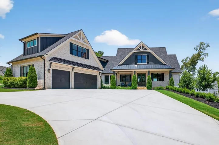 5812 Lula Bridge Lane, Braselton, Georgia 30517