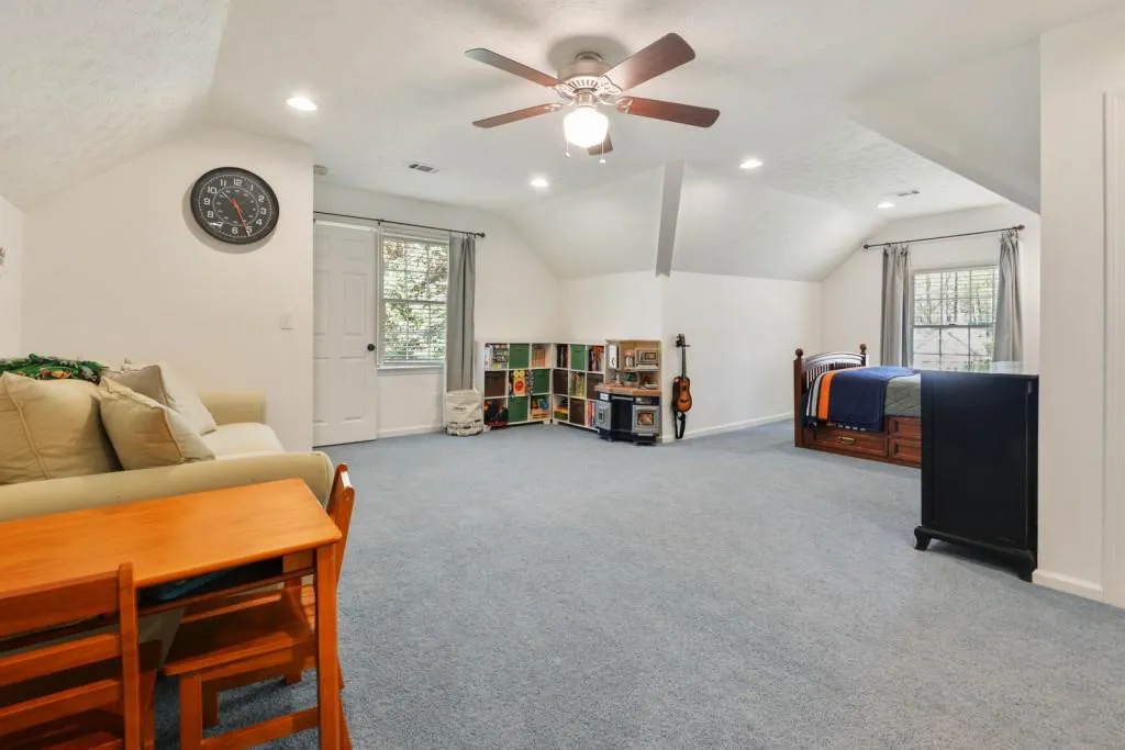240 Drummen Court Ne, Sandy Springs, Georgia 30328, 5 Bedrooms Bedrooms, ,3 BathroomsBathrooms,Residential,Sold,240 Drummen Court Ne,6705041