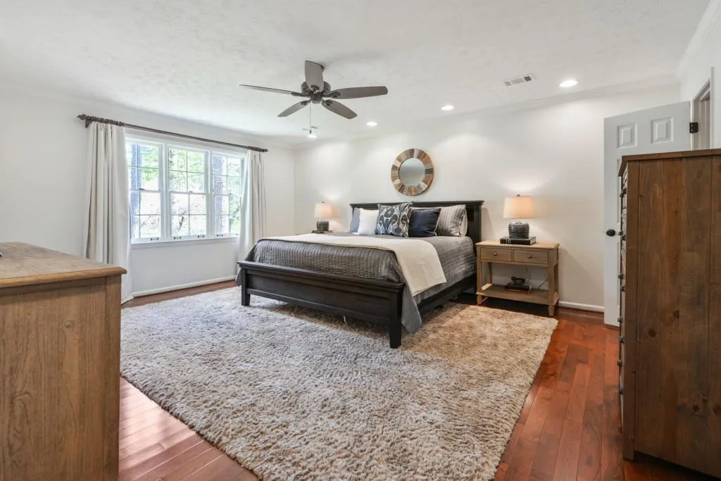 240 Drummen Court Ne, Sandy Springs, Georgia 30328, 5 Bedrooms Bedrooms, ,3 BathroomsBathrooms,Residential,Sold,240 Drummen Court Ne,6705041