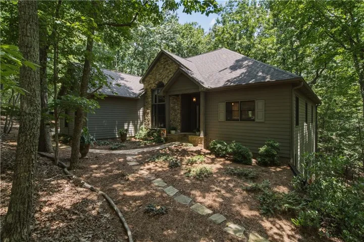 7 Summit Drive E, Jasper, Georgia 30143