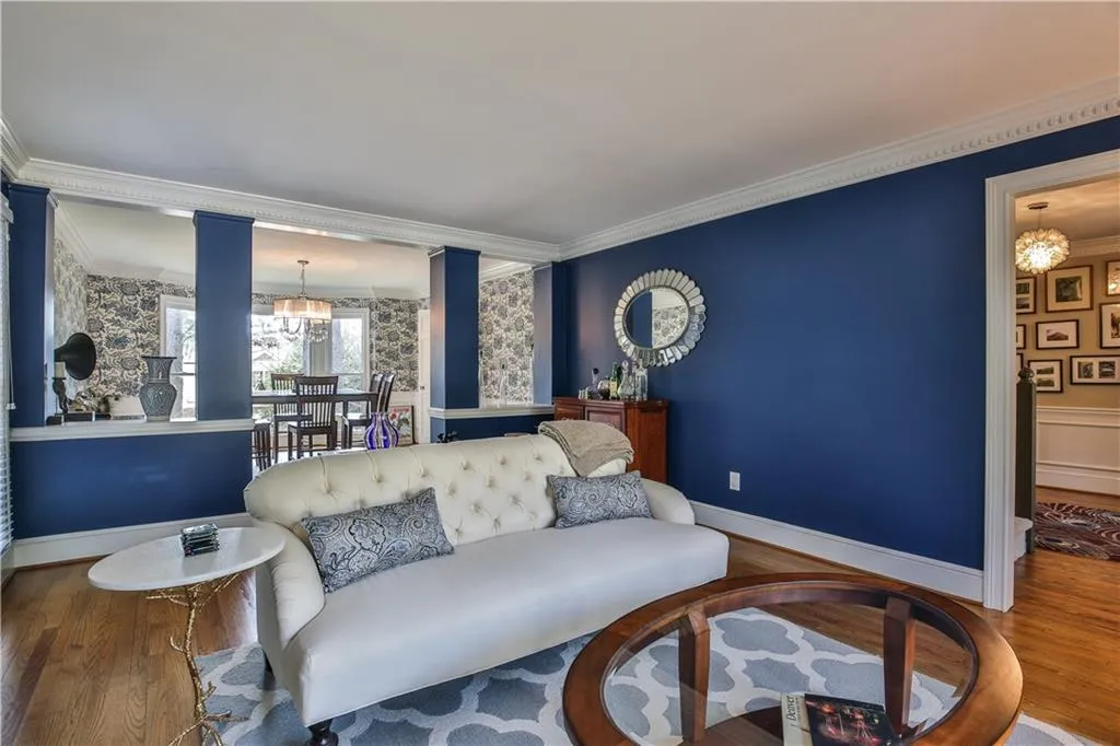 1745 Redbourne Drive, Sandy Springs, Georgia 30350, 5 Bedrooms Bedrooms, ,4 BathroomsBathrooms,Residential,Sold,1745 Redbourne Drive,5986733