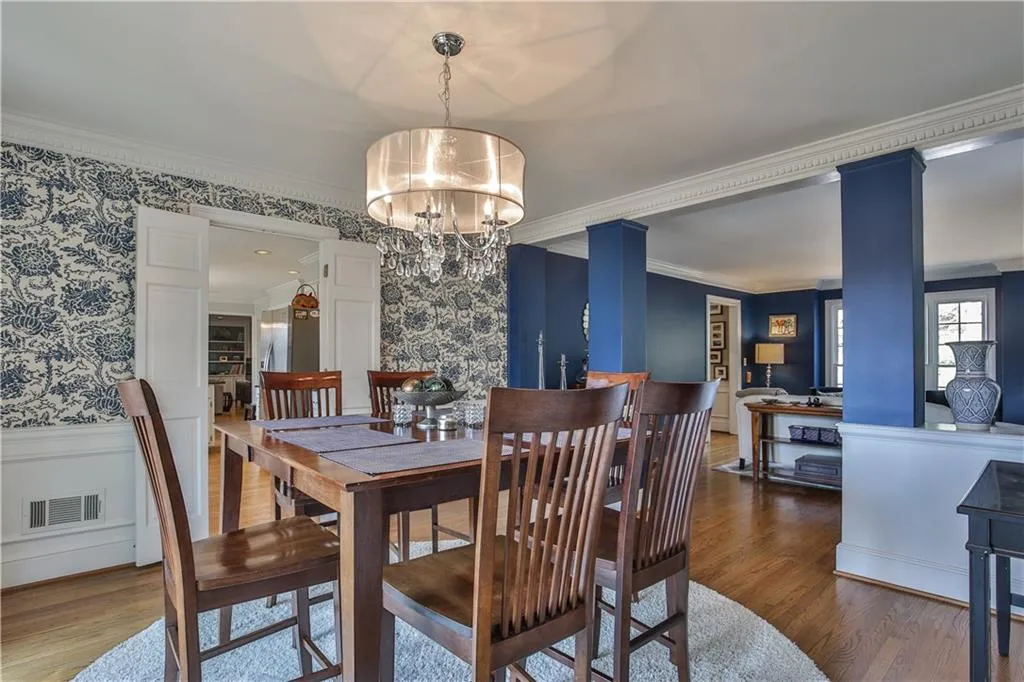 1745 Redbourne Drive, Sandy Springs, Georgia 30350, 5 Bedrooms Bedrooms, ,4 BathroomsBathrooms,Residential,Sold,1745 Redbourne Drive,5986733