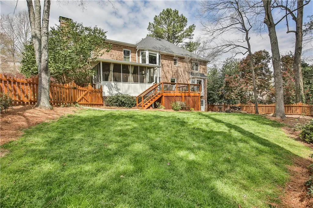 1745 Redbourne Drive, Sandy Springs, Georgia 30350, 5 Bedrooms Bedrooms, ,4 BathroomsBathrooms,Residential,Sold,1745 Redbourne Drive,5986733