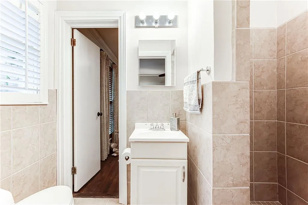 115 Finchley Court, Atlanta, Georgia 30328, 4 Bedrooms Bedrooms, ,3 BathroomsBathrooms,Residential,Sold,115 Finchley Court,6921154