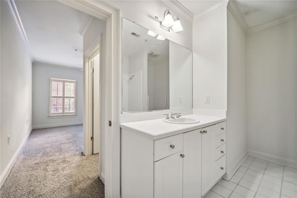 5415 Northland Drive Unit 201, Sandy Springs, Georgia 30342, 2 Bedrooms Bedrooms, ,2 BathroomsBathrooms,Residential,Sold,5415 Northland Drive Unit 201,7291597