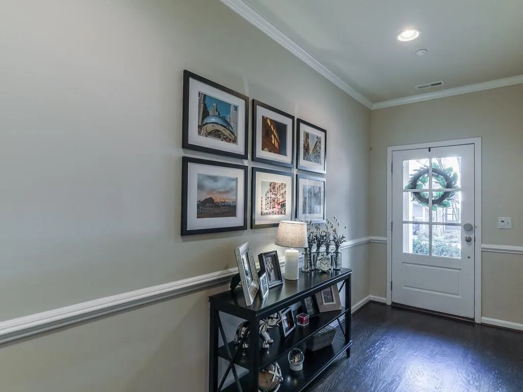 965 Thibideau Court, Sandy Springs, Georgia 30328, 3 Bedrooms Bedrooms, ,3 BathroomsBathrooms,Residential,Sold,965 Thibideau Court,6829360