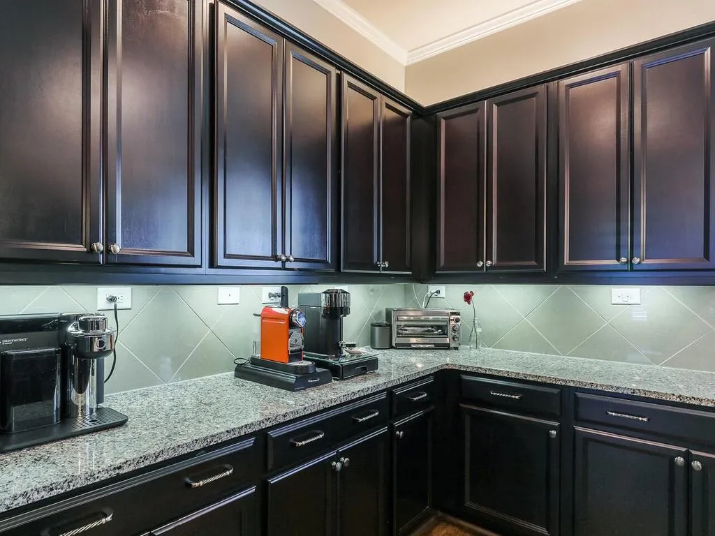 965 Thibideau Court, Sandy Springs, Georgia 30328, 3 Bedrooms Bedrooms, ,3 BathroomsBathrooms,Residential,Sold,965 Thibideau Court,6829360