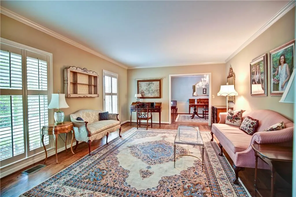 1070 Balmoral Road, Sandy Springs, Georgia 30319, 4 Bedrooms Bedrooms, ,3 BathroomsBathrooms,Residential,Sold,1070 Balmoral Road,5732529