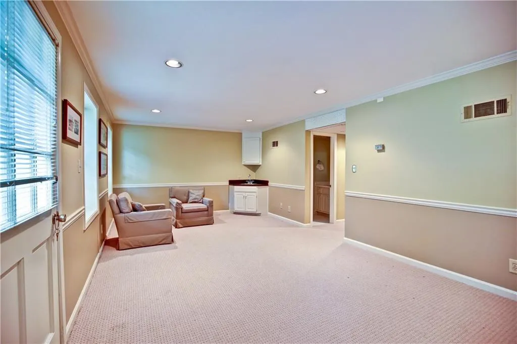 1070 Balmoral Road, Sandy Springs, Georgia 30319, 4 Bedrooms Bedrooms, ,3 BathroomsBathrooms,Residential,Sold,1070 Balmoral Road,5732529