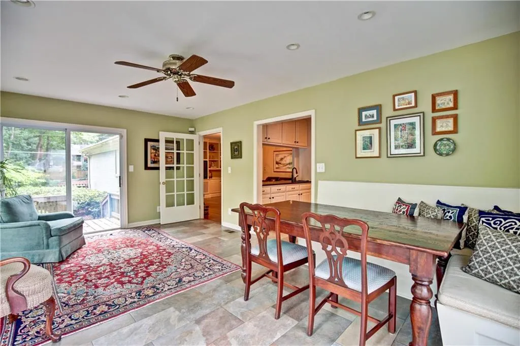 1070 Balmoral Road, Sandy Springs, Georgia 30319, 4 Bedrooms Bedrooms, ,3 BathroomsBathrooms,Residential,Sold,1070 Balmoral Road,5732529