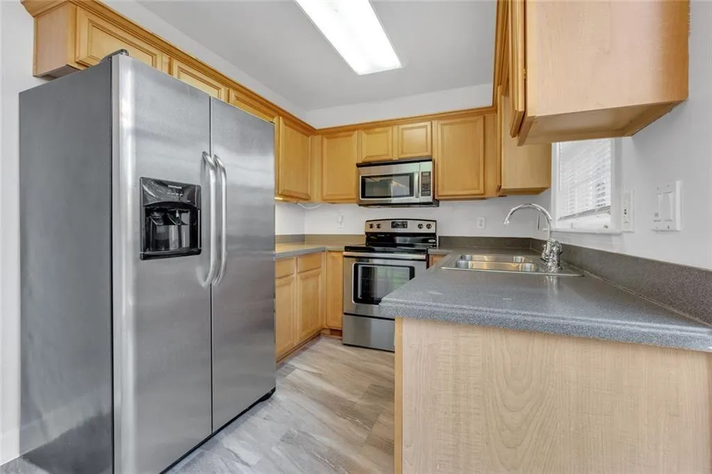 82 Mt Vernon Circle, Atlanta, Georgia 30338, 2 Bedrooms Bedrooms, ,2 BathroomsBathrooms,Residential,Sold,82 Mt Vernon Circle,7684056