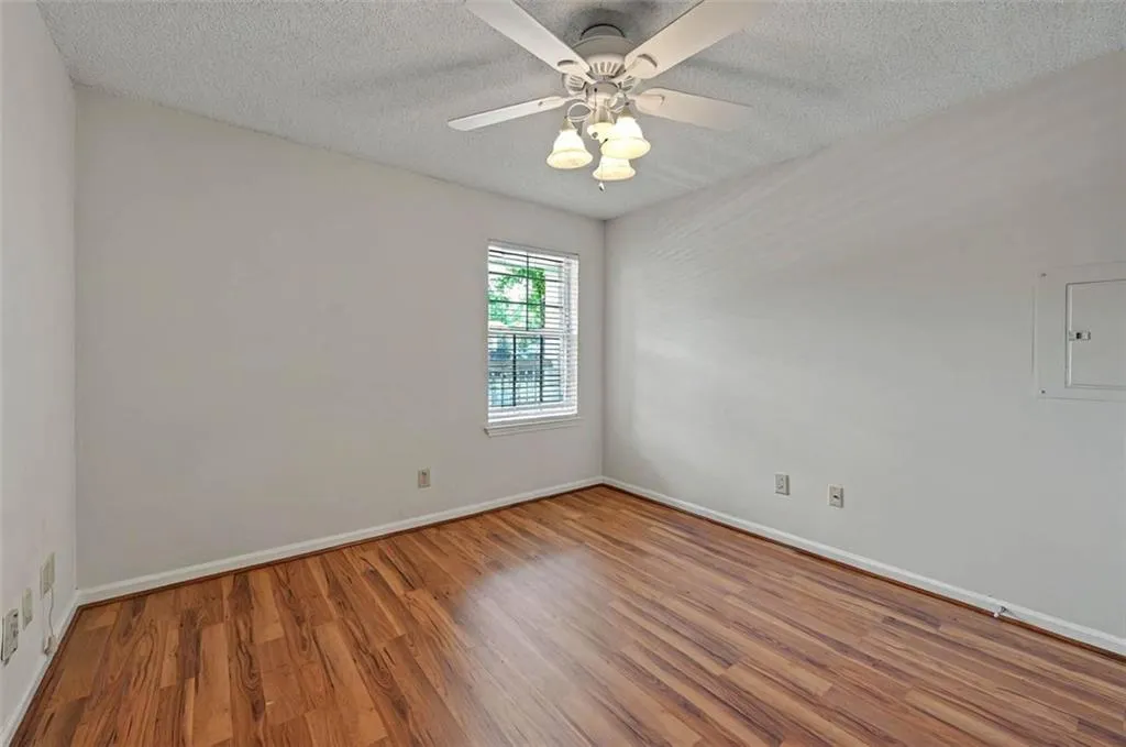 4106 Chastain Park Court Ne, Atlanta, Georgia 30342, 1 Bedroom Bedrooms, ,1 BathroomBathrooms,Residential,For Sale,4106 Chastain Park Court Ne,7579486