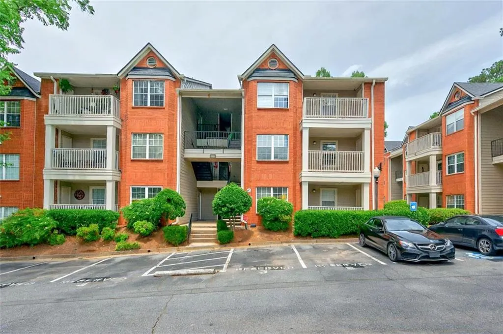 4106 Chastain Park Court Ne, Atlanta, Georgia 30342, 1 Bedroom Bedrooms, ,1 BathroomBathrooms,Residential,For Sale,4106 Chastain Park Court Ne,7579486
