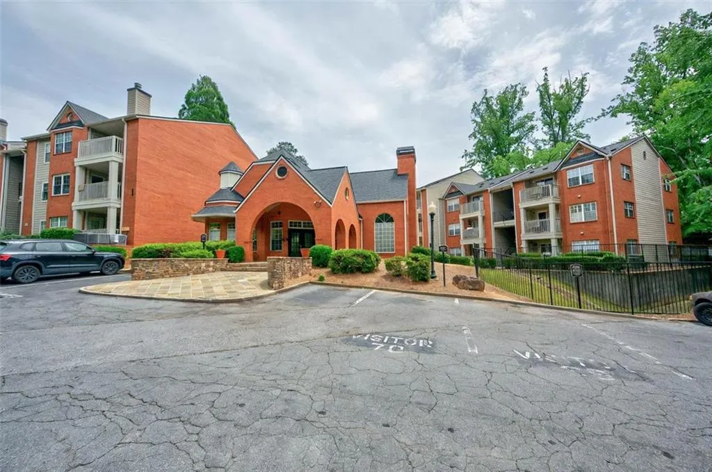4106 Chastain Park Court Ne, Atlanta, Georgia 30342, 1 Bedroom Bedrooms, ,1 BathroomBathrooms,Residential,For Sale,4106 Chastain Park Court Ne,7579486