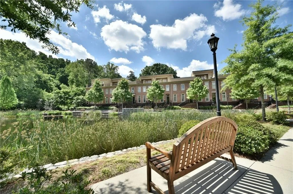 200 River Vista Drive Unit 439, Atlanta, Georgia 30339, 2 Bedrooms Bedrooms, ,2 BathroomsBathrooms,Residential,Sold,200 River Vista Drive Unit 439,5954180