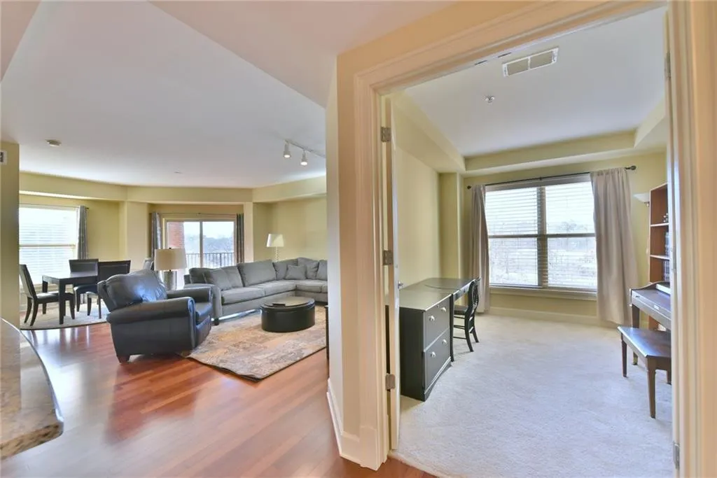 200 River Vista Drive Unit 439, Atlanta, Georgia 30339, 2 Bedrooms Bedrooms, ,2 BathroomsBathrooms,Residential,Sold,200 River Vista Drive Unit 439,5954180