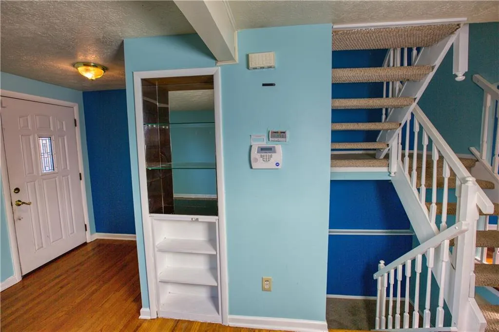 8832 Long Beach Circle, Atlanta, Georgia 30350, 3 Bedrooms Bedrooms, ,1 BathroomBathrooms,Residential,Sold,8832 Long Beach Circle,6672081