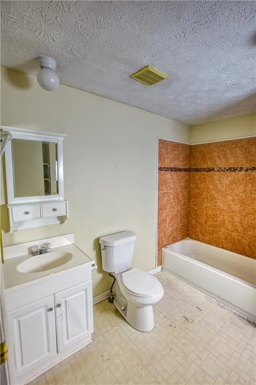 8832 Long Beach Circle, Atlanta, Georgia 30350, 3 Bedrooms Bedrooms, ,1 BathroomBathrooms,Residential,Sold,8832 Long Beach Circle,6672081