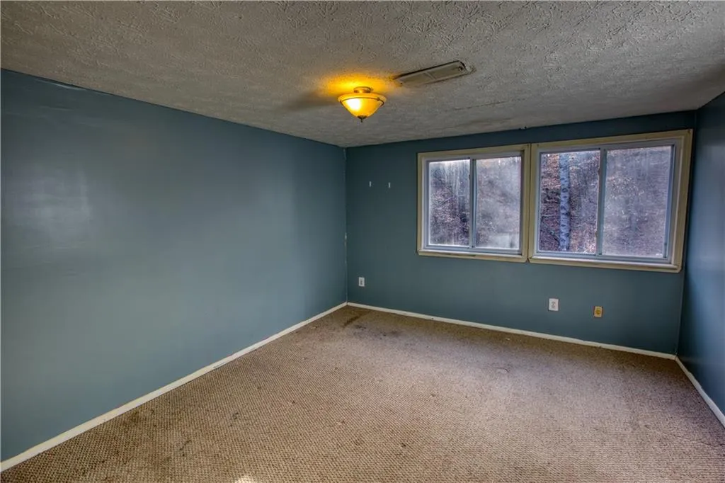 8832 Long Beach Circle, Atlanta, Georgia 30350, 3 Bedrooms Bedrooms, ,1 BathroomBathrooms,Residential,Sold,8832 Long Beach Circle,6672081